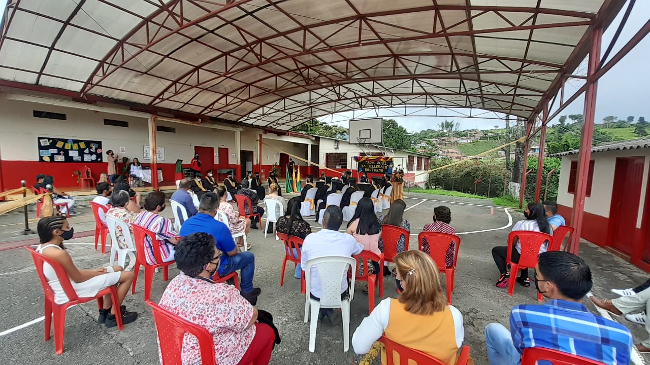 Adultos lograron su bachiller