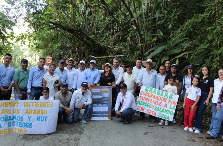 Parque en La Felisa y pavimentación en la vía La Merced Salamina